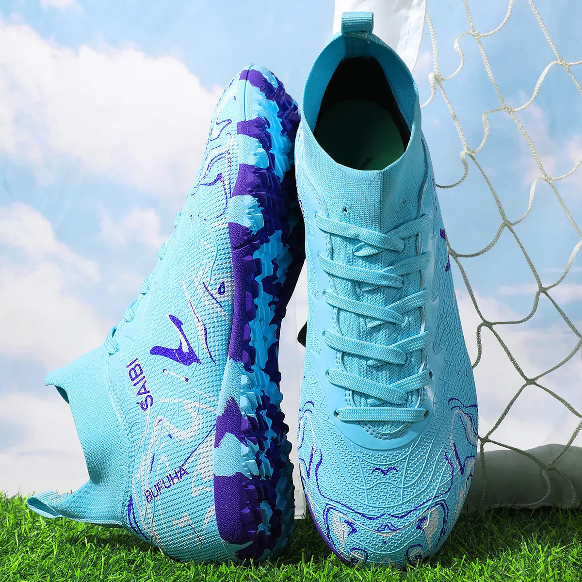 Breathable men's soccer shoes with TF broken nails, outdoor sports shoes, anti slip and effective ankle protection