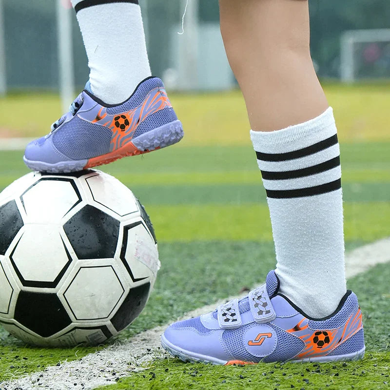 Kids Athletic Soccer Shoes Turf Football Sneakers Outdoor Firm Ground Soccer Shoes Child Anti-slip Football Sports Shoes