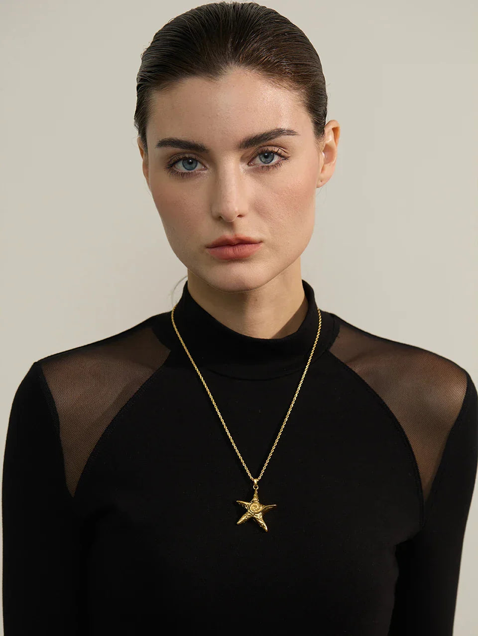 316L Stainless Steel Starfish Pendant Necklace Rust Proof Statement 18K Gold PVD Plated Individualistic Holiday Jewelry