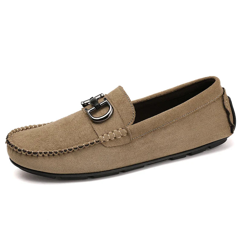 The 2025 new men's soft-soled comfortable casual shoes are versatile Lazy people can wear them on one foot Size 46 size 47