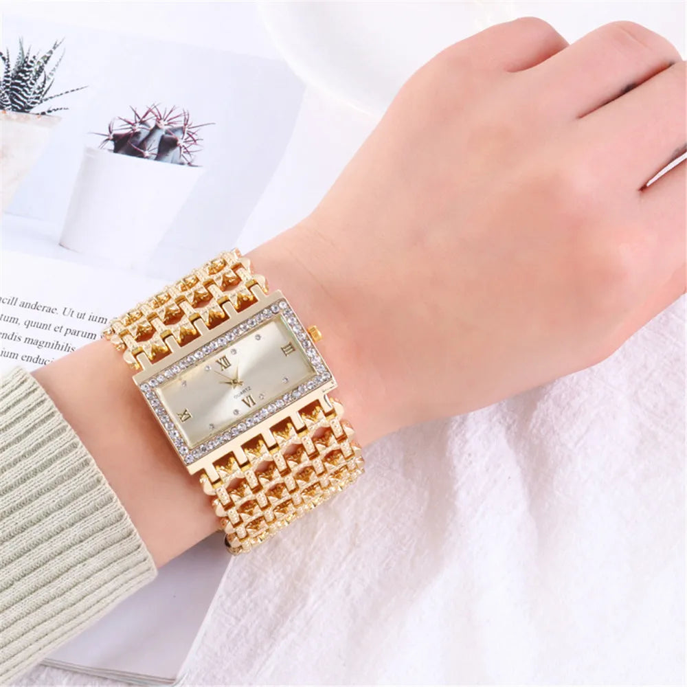 W29 New Watch For Women Fashion Light luxury Square Diamond Quartz Watches Clock Lady's Gold Stainless Steel Bracelet