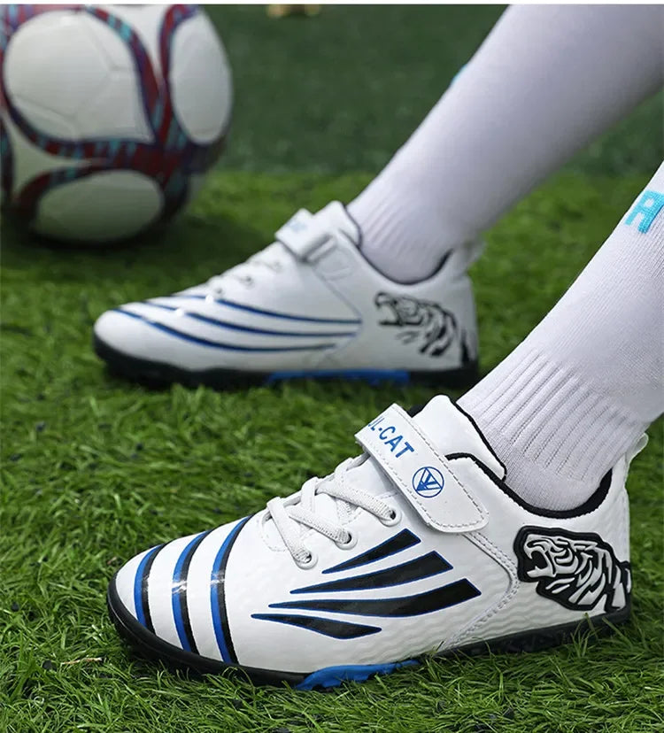 Fashion Gold Children's Football Shoes Outdoor Non-slip Turf Soccer Shoes Kids HOOK&LOOP Low-cut Sports Sneakers Child Trainers