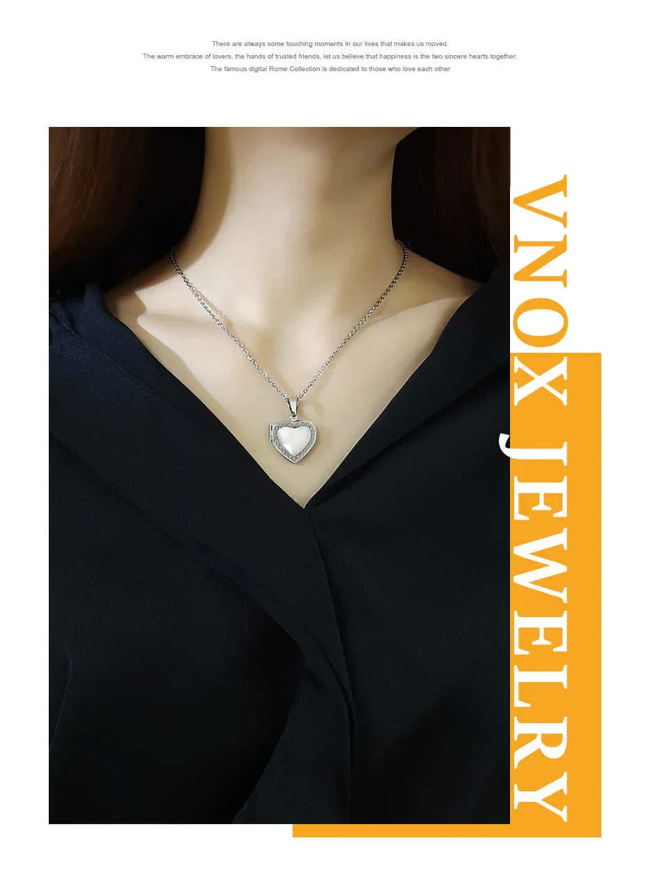 Light Heart Locket Pendants for Women Men Openable Photo Frame Glossy Stainless Steel Necklaces Family Love Collar