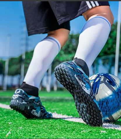 Size 34-46 Men FG/TF Football Boots Futsal Professional Unisex Kids Soccer Shoes Training Outdoor Boys Football Shoes Sneakers