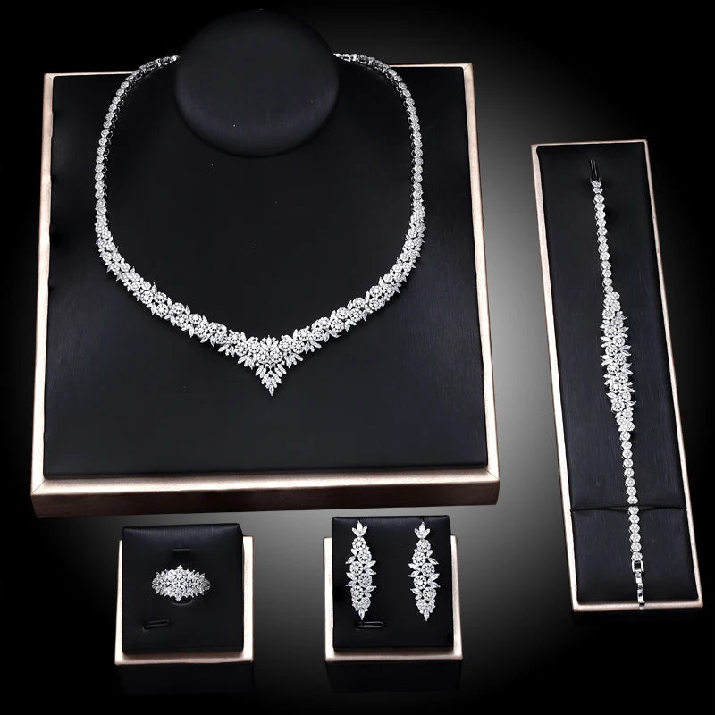 Luxury Bridal Jewelry Set Women's Exquisite Necklace Set Bridal Crown Ball Romantic Wedding Dress Accessories