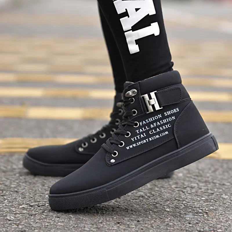 Men's Boots  New Korean Version Men's Shoes High Top Skateboard Shoes Retro Platform Casual Lace Up Men Fashion Boots 2025