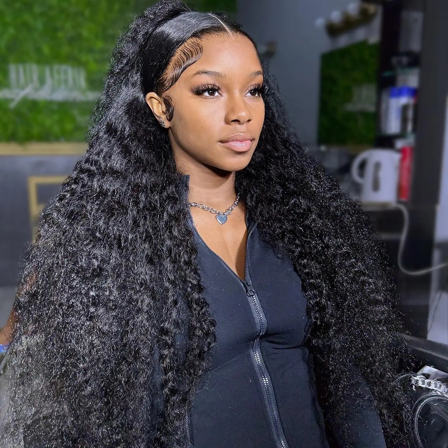 250% High Density 40 46inch Curly Wigs Raw Human Hair 13x4 13x6 HD Lace Frontal Wigs Human Hair Deep Wave Frontal Wigs on Clearance Sale Cheap Wig Pre Plucked with Baby Hair Original Vietnamese Wigs Wet and Wavy Water Wave La