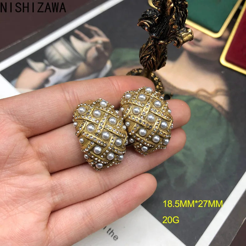 Pearls Stud Earrings for Women Inlaid Rhinestones Palace Style Elegant Jewelry Geometric Hyperbole Aretes De Mujer