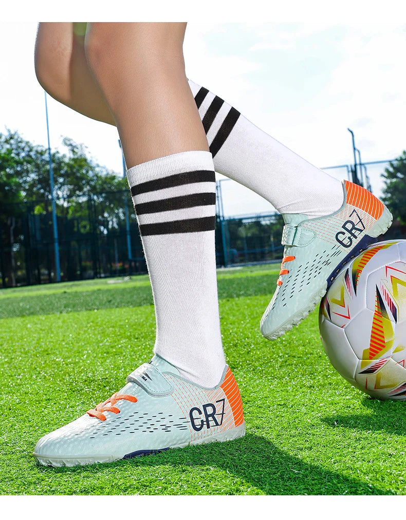 New Hot Children Football Boots Outdoor Trainers Soccer Shoes for Kids Boys Girls Hook Loop Football Cleats Futsal Sneakers28-39