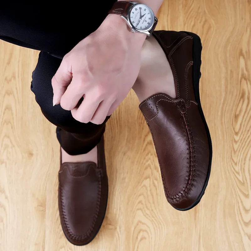 Genuine Leather Men Casual Shoes Luxury Brand Designer Men Loafers Moccasins Breathable Slip on Male Boat Shoes Plus Size 37-47