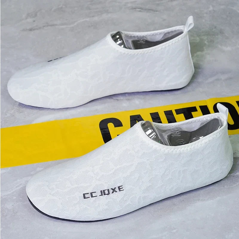 Men's Shoes Breathable Thin Bottom Light Driving Loafers Casual Socks Shoes Men Slippers Comfortable Walking Mens Shoes