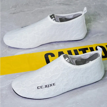 Men's Shoes Breathable Thin Bottom Light Driving Loafers Casual Socks Shoes Men Slippers Comfortable Walking Mens Shoes