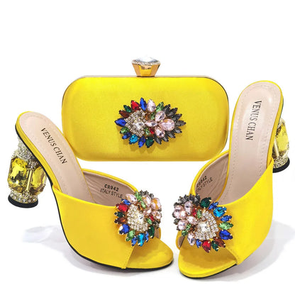 Bolsas e Sapatos de Casamento com Salto Alto Feminino de Festa com Strass Luxuosos na Cor Amarela Elegantes para a Noite