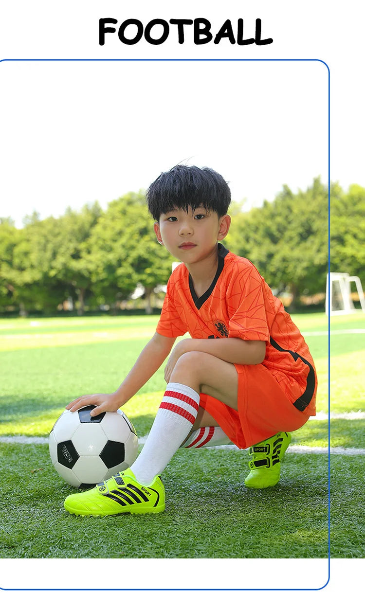 Hot Sale Children Soccer Shoes Cheap Football Cleats Training Football Boots Kids Boy Futsal Turf Sneakers zapatos de fútbol