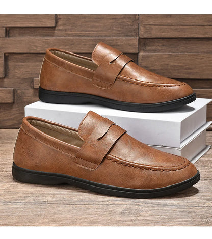 New fashionable and breathable men's loafers versatile and low top casual single shoes