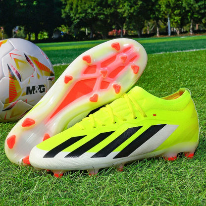 New Football Field Boots Ultralight Men Soccer Shoes Society Comfortable FG Boy Studded Sneaker Original Football Boots Sports