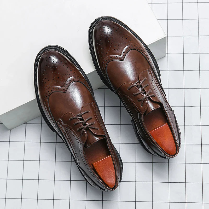 Brown Handmade Leather Men 2026 Oxford Shoes Black Leather Man Formal Classic Brogue Business Shoes Chaussure Homme