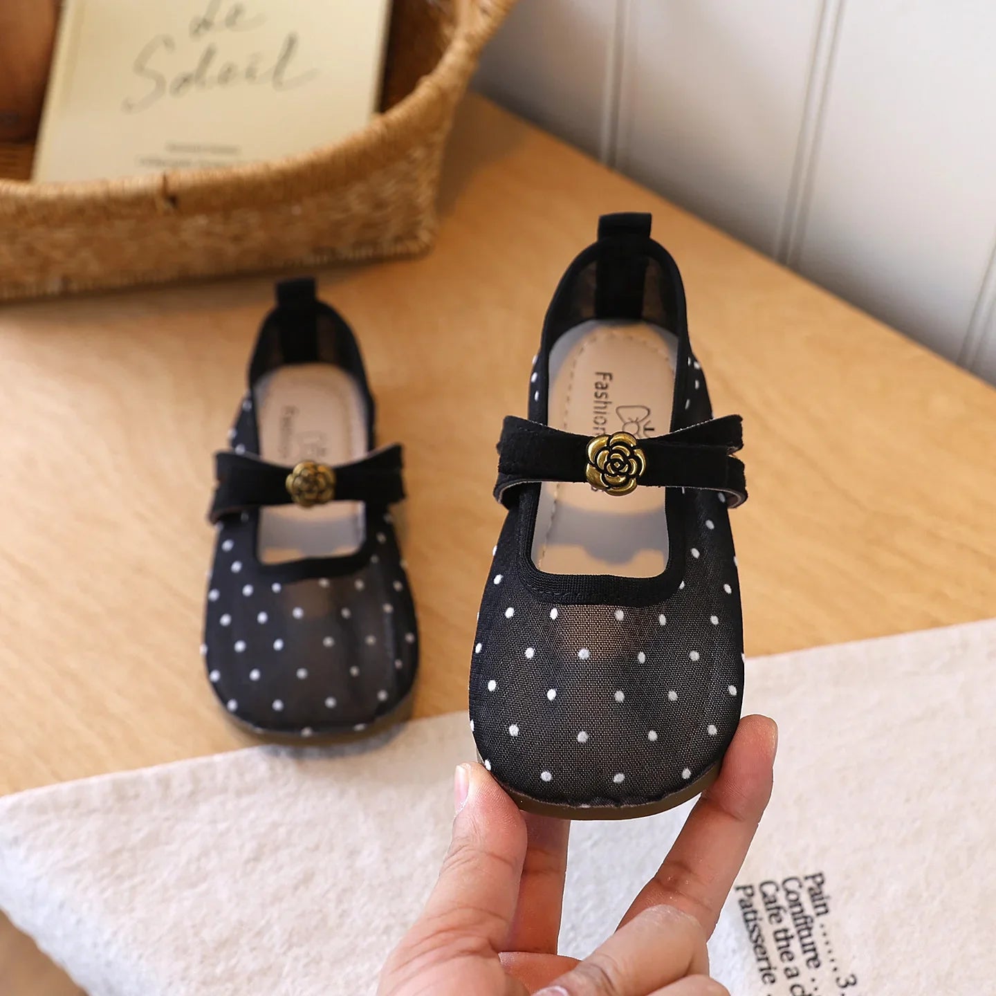 Girls' Casual Shoes, Polka Dot Mesh Princess Cute Bow Spring Summer 2026 Suitable Toddlers, Medium Large Children Wedding Party