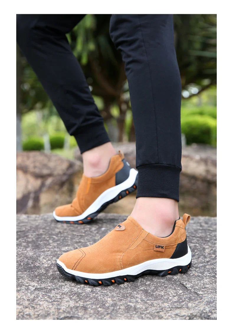 Casual Men's Sports Shoes Outdoor Walking Loafers Comfortable Shoes Fashionable and Lightweight Plus Size 38-50