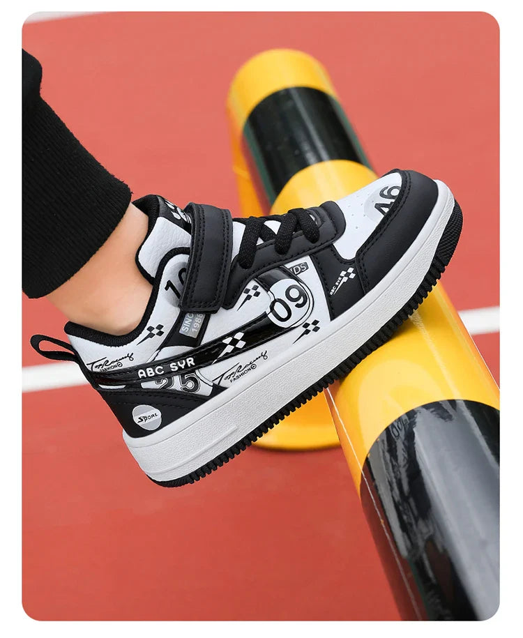 Cute girls and boys basketball shoes school activities children's casual shoes low-cut shoes autumn and winter new leather shoes