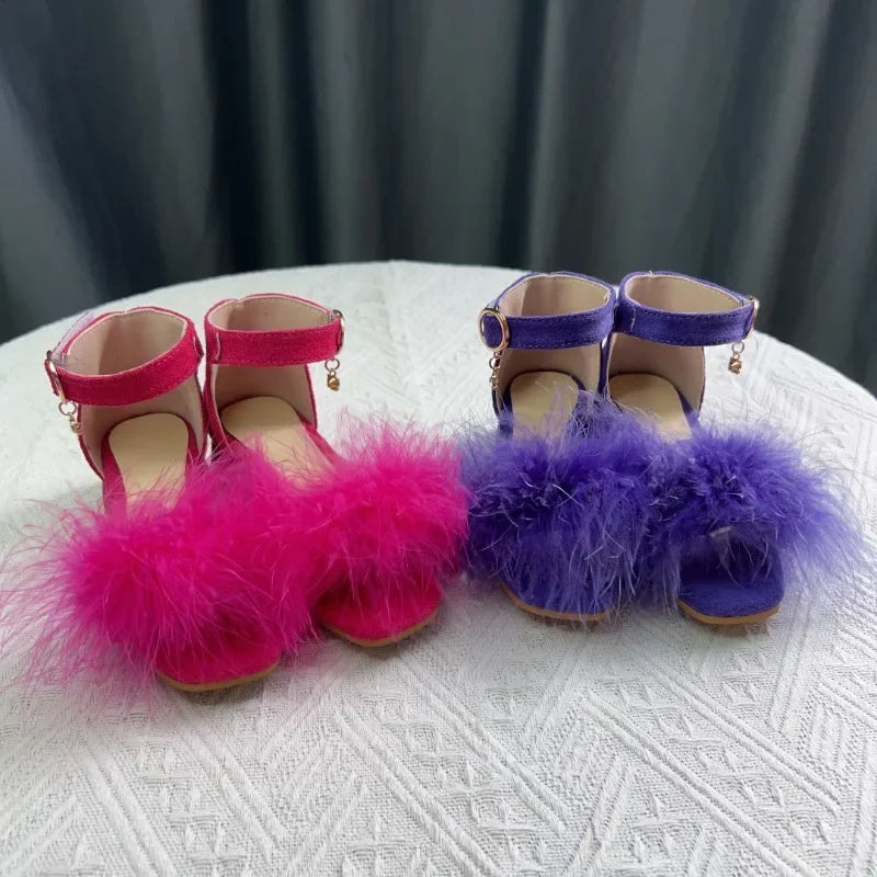 New Girls Low-heels Sandals Summer Fluffy Kids Princess Catwalk Shoes Open-toe Versatile Children Fashion Wedding Party Sandals