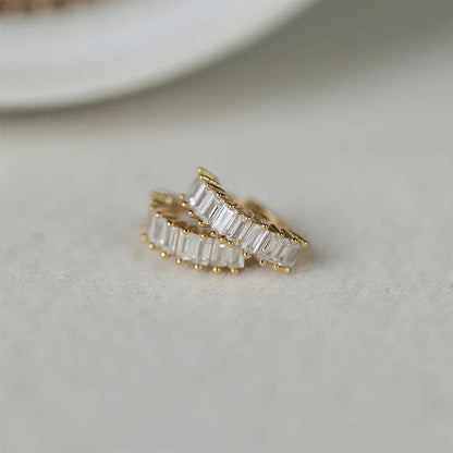 925 Sterling Silver Ear Buckle Snake Twisted Round Circle Microinlaid Zirconia Hoop Earrings For Women Pendientes Aro Rojos
