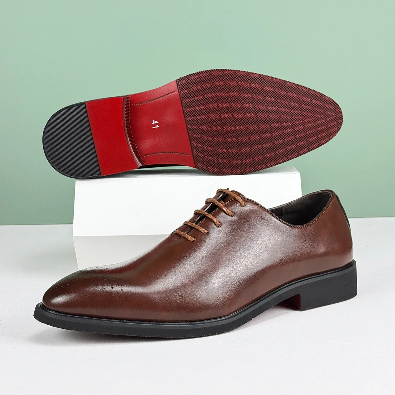 Men's British Style Oxford Loafers Formal Leather Shoes Pointed Toe Breathable Non-Slip Business Dress Wedding Office Red Sole