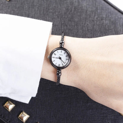 Luxury Women's Watch Small Gold Bangle Bracelet Watches Stainless Steel Retro Ladies Quartz Wristwatch Female Thin Chain Clock
