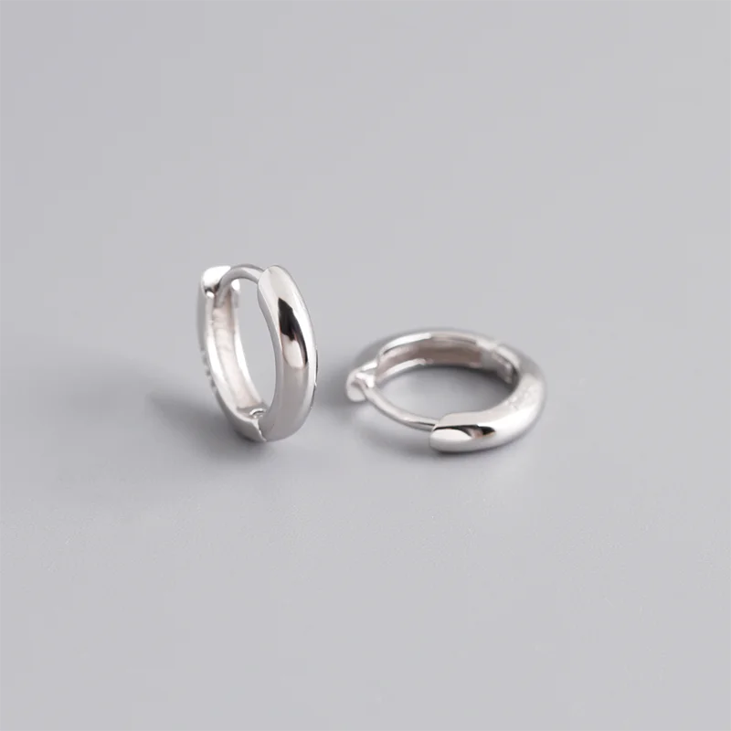 925 Sterling Silver Minimalist Matte Gothic Unisex Huggies Ear Hoop Earrings for Women Men Piercing Ear Buckle Jewelry