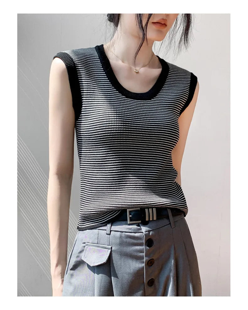 2026 Spring Summer O-Neck Striped Vest Top Simple Slim Fit Sleeveless Casual Versatile Women's Tank Top