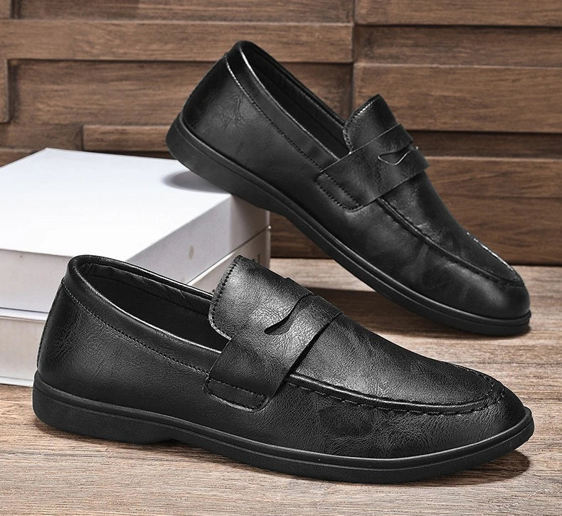 New fashionable and breathable men's loafers versatile and low top casual single shoes