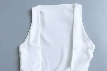 Women Sexy Fashion With Tied Satin Back Open Crop Blouses O Neck Sleeveless Female Shirts Blusas Chic Tops