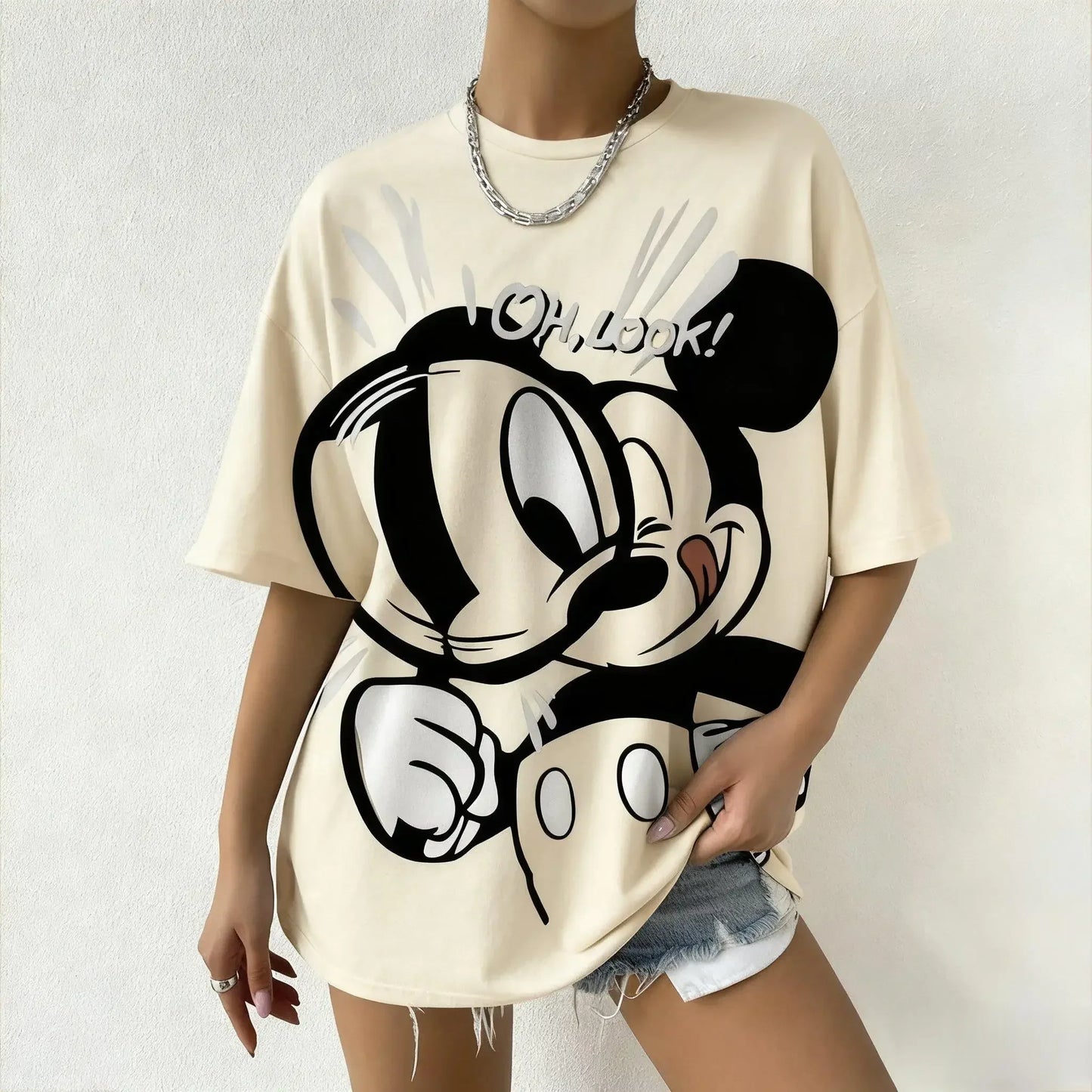 Summer Mickey Mouse Oh Look Printed Women Tshirt Cartoon Graphic Tee Oversized Vintage Streetwear Fashion Y2k Tops
