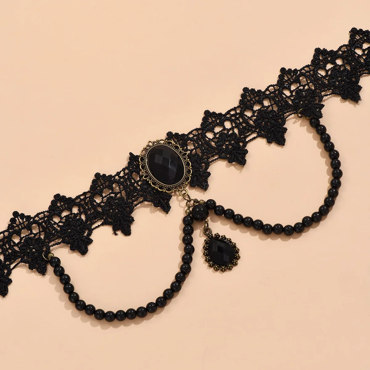 Vintag Classic Gothic Lace Choker for Women Black Crystal Pendant Charm Choker Necklaces Boho Clavicle Jewelry Christmas Gifts