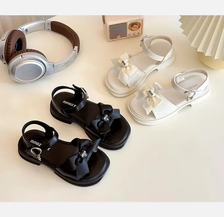 2025 New Children's Sandals Summer Bow Princess Casual Shoes Children's Soft Bottom Beach Flat Shoes Fashionable and Versatile