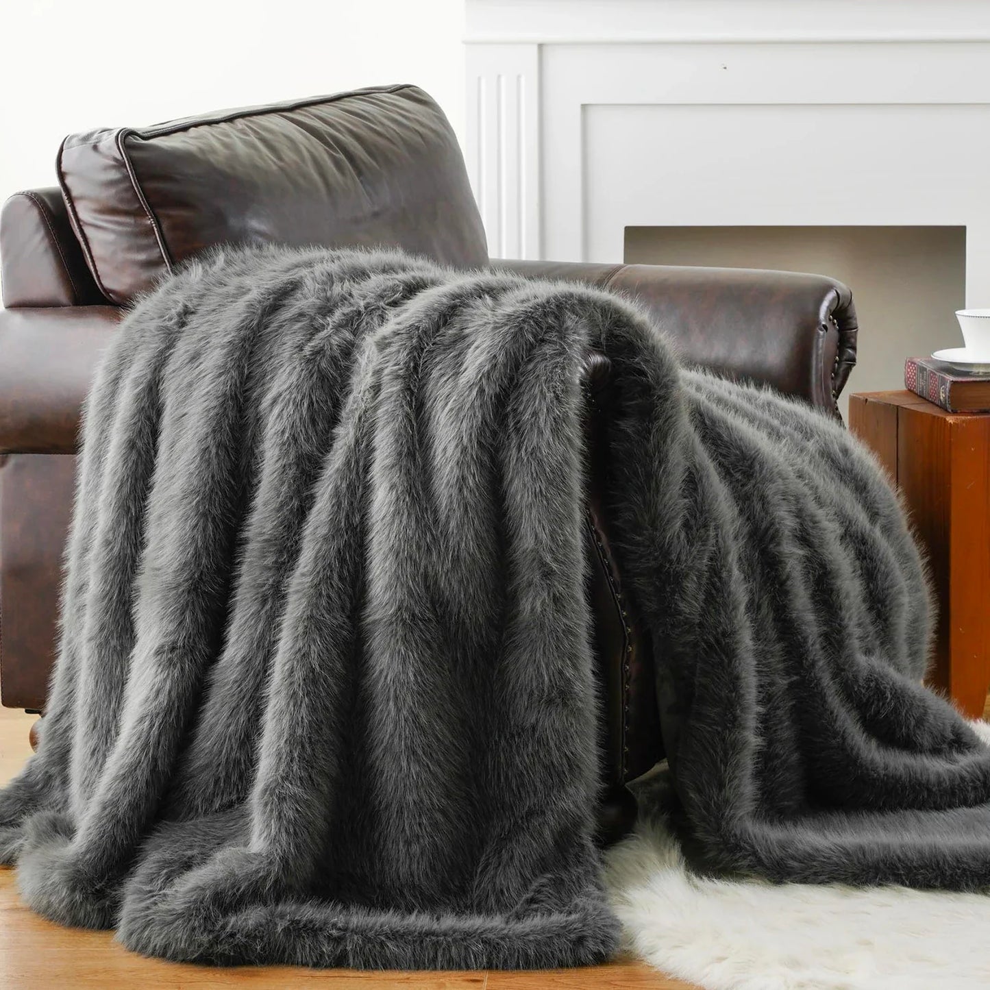 Fluffy Soft Blankets Luxury Fur blanket for Bed Sofa Mink Faux Fur Throw and Blankets Large Warm Blanket for Home Decor