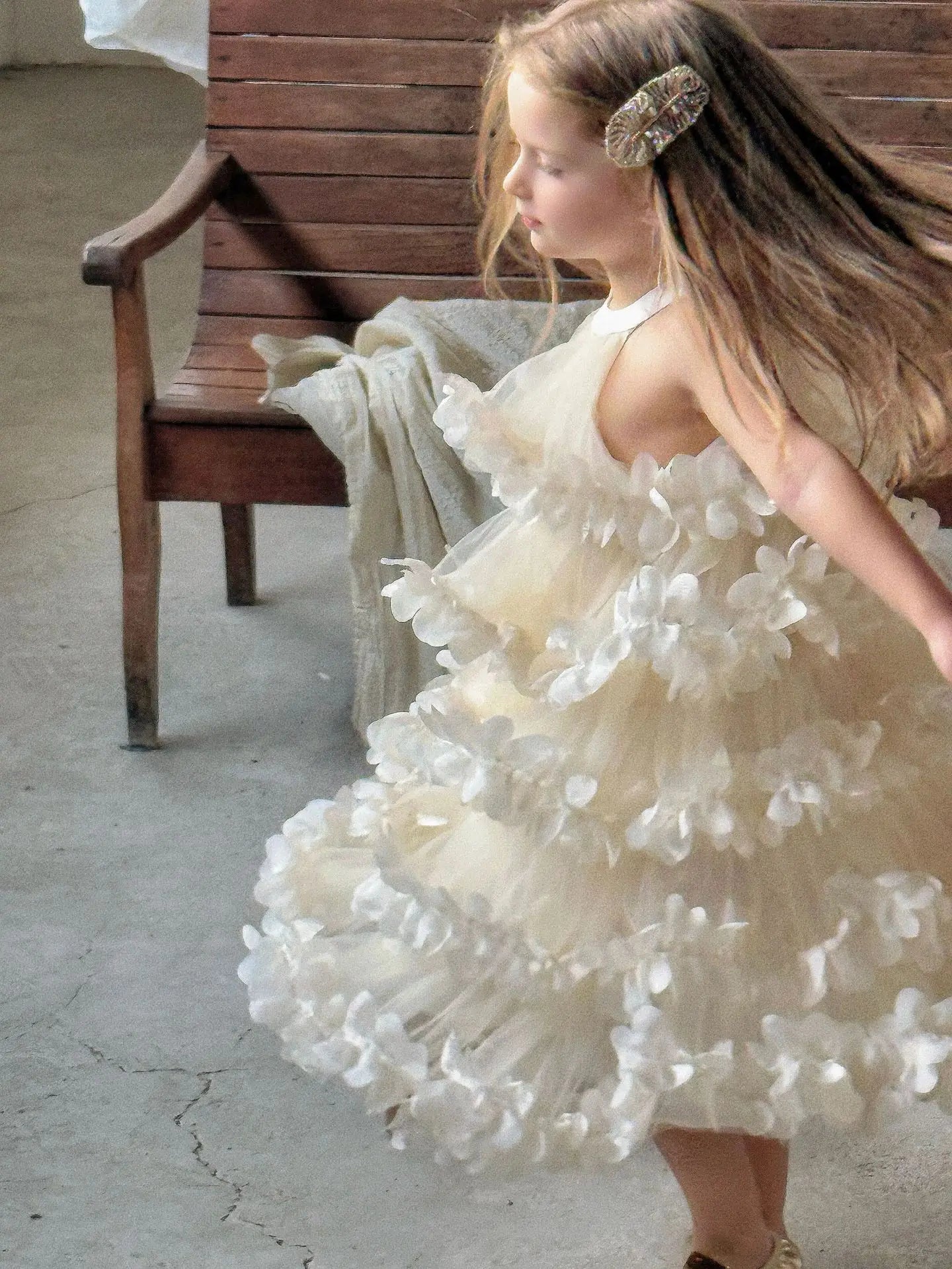 2025 Spring Summer New Children Clothing Girls Neck Hanging Flower Layered Long Dress Korean Children Birthday Princess Dress