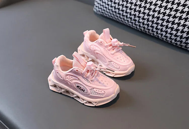 New LED Child Trainers 1-8Years Old Boy Girl Tennis Shoe Sport Shoe for Toddlers Glowing Kid Sneakers Kids Shoe