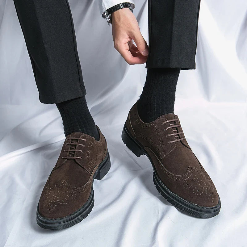 Leather Brock carved business dress shoes for men round head lace-up casual shoes