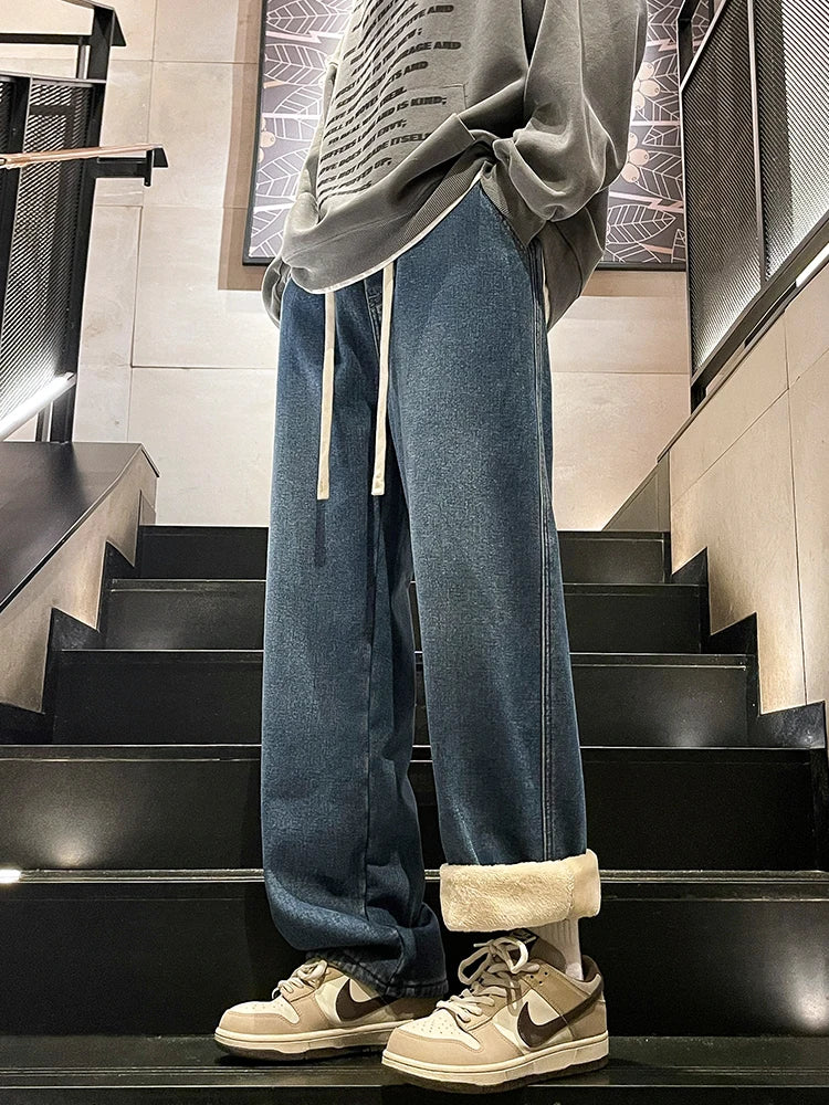 Calça Jeans Masculina de Inverno Coreana Forrada com Lã Grossa Quente Reta Denim Lavado Algodão Azul Retrô Larga Pantalona