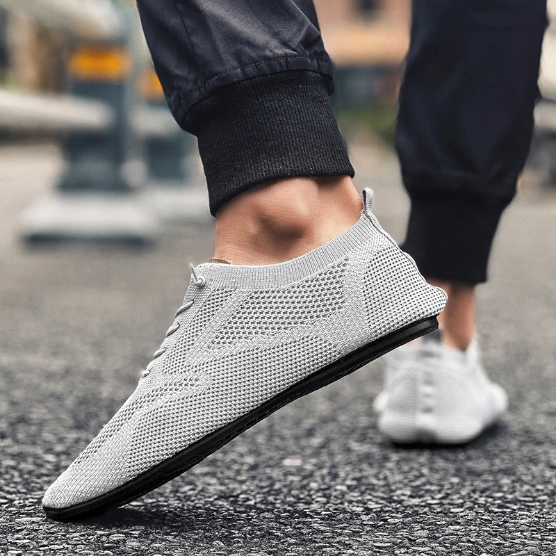 Sapatos Masculinos de Verão em Malha, Sapatilhas Planas para Uso Exterior, Sapatos de Caminhada de Alta Qualidade, Confortáveis, com Cadarço, Respiráveis, Antiderrapantes, Casuais