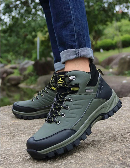 Brand Winter Men's Boots Warm Men's Snow Boots High Quality Leather Men Sneakers Outdoor Men Hiking Boots Work Shoes Size 39-46