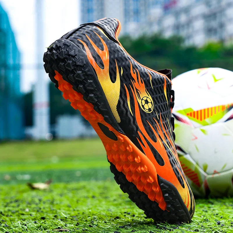 New Kid Match Boys Professional Football Boots Sneakers Soccer Shoes Comfortable Outdoor Match Non-Slip Sports Shoes Unisex