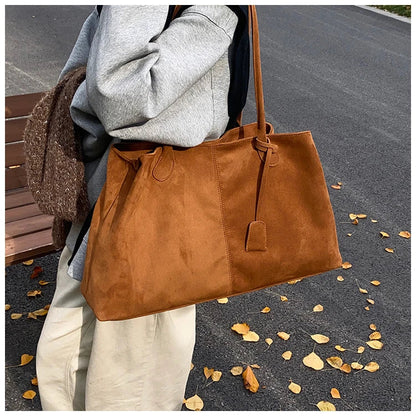 Velvet Zipper 2024 New Product Large Tote Bag Solid Large Capacity Popular Fashion Shoulder Bag Soft Simple Commuter Handbag