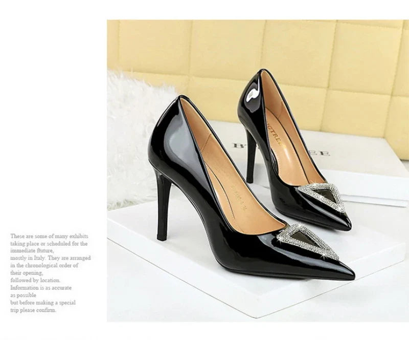 American Banquet High Heels Slim Heels Shiny Patent Leather Shallow Mouth Pointed Toe Shining Rhinestone High Heels Single Shoes