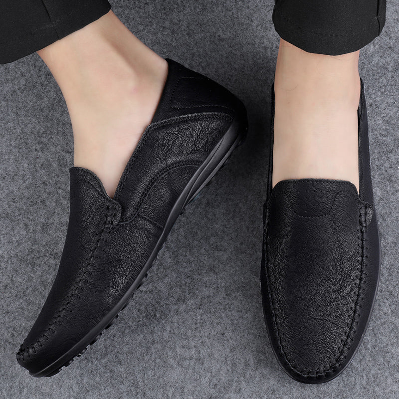 Fashion Men Casual Leather Shoes Luxury Italian Soft Men Loafers Handmade Moccasins Men Breathable Slip on Boat Shoes Plus Size