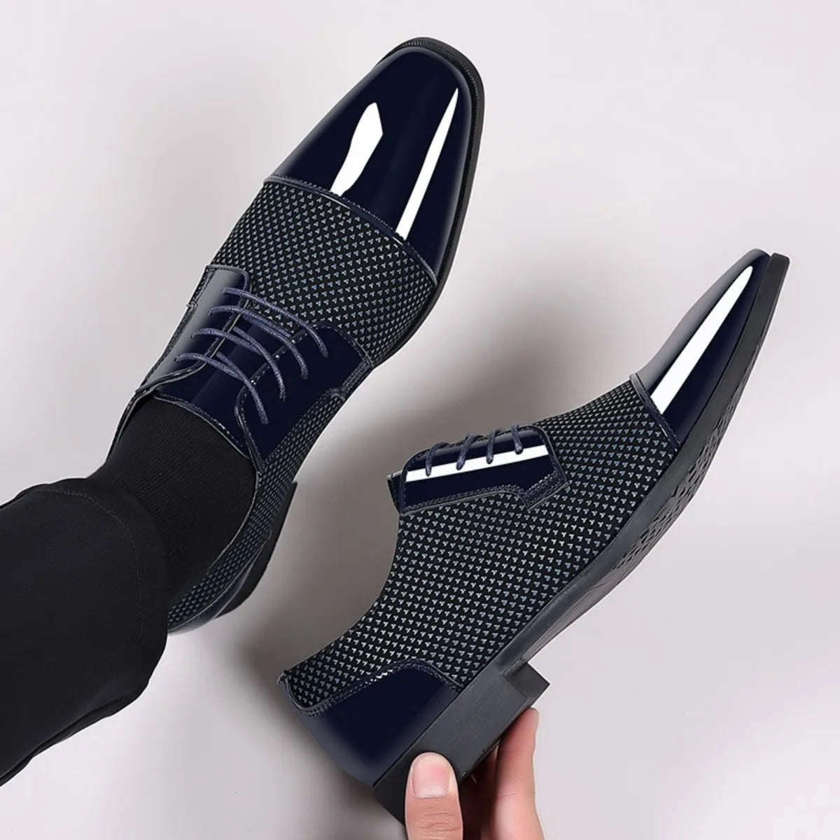 Men's Dress Shoes Classic Lace-up Formal Oxfords Modern Tuxedo Business Casual Scale Pattern Comfort Formal Shoes for Men