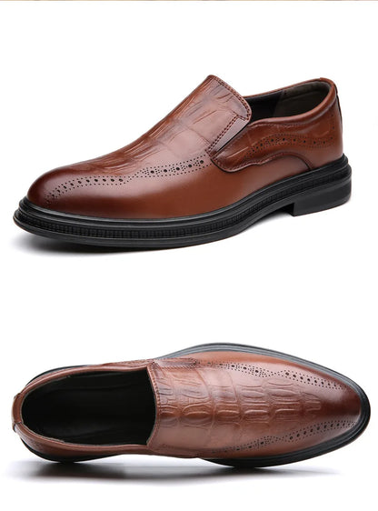 2026 Spring Autumn New Designer Brogue Shoes for Men Fashion Business Casual Shoes Male Solid Color Leather Shoe Loafers Man