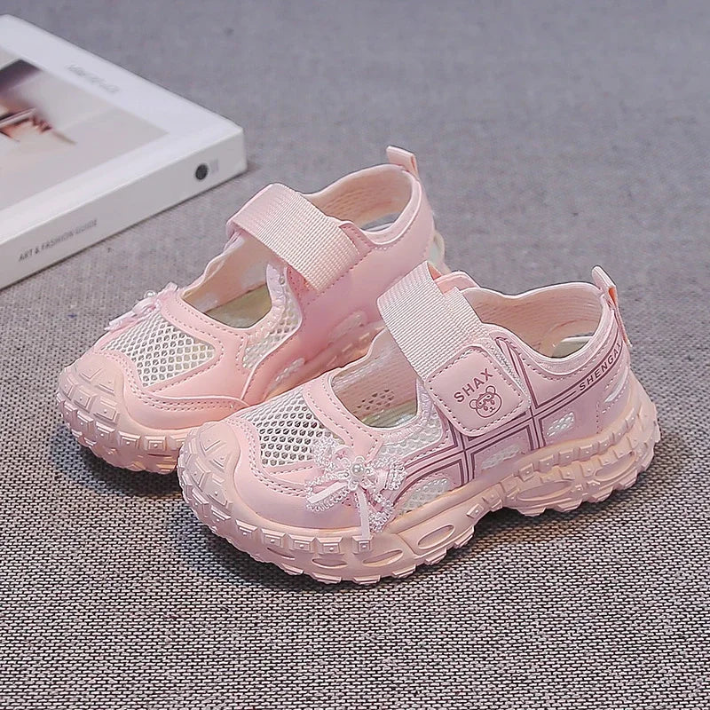 2026 summer new girls' bow mesh toe sandals soft and casual beach sandals children's outdoor walking non slip flat shoes