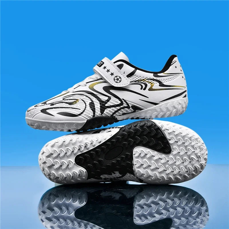 New Kids Soccer Shoes Original Football Shoes Boy Girl Indoor Professional Football Field Boots Society Cleats Non Slip Sneakers